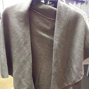 CHIC NEW TAUPE REVERSIBLE RUANA/WRAP/HOODIE (NWT)